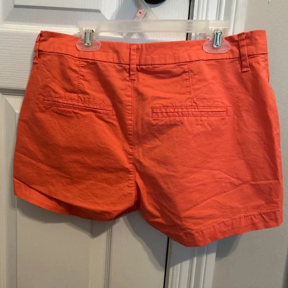 Old Navy Shorts Women | size 2 | Pink Perfect 5'' Khakis Mid Rise Casual Cotton - Picture 4 of 4